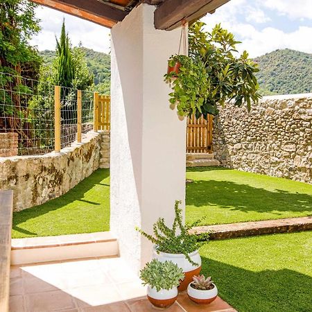El Molino De Besalu Casa Con Jardin Villa Exterior photo